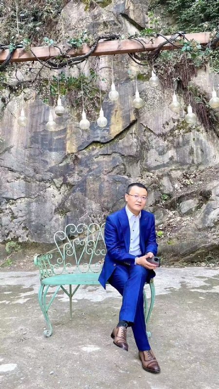 dikson的第一张照片--连云港相亲服务中心