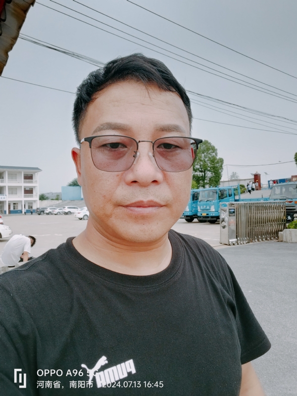 楚辞的第二张照片--连云港相亲服务中心