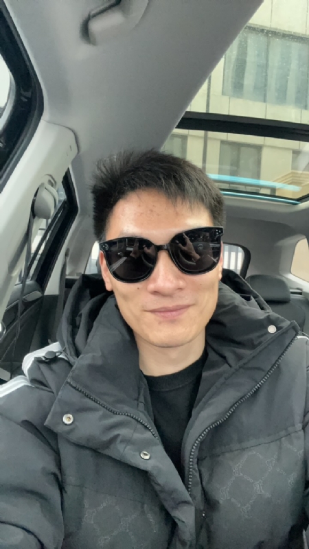 男孩的第一张照片--连云港相亲服务中心