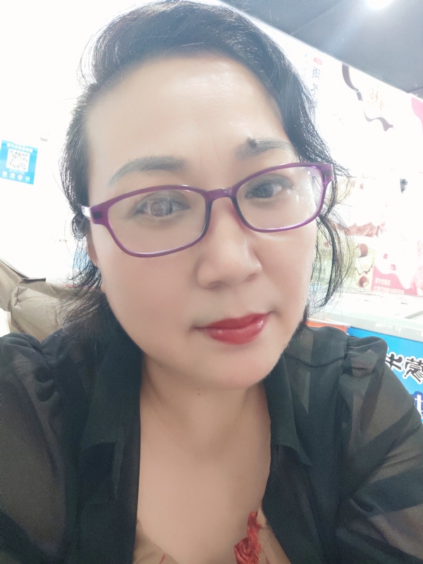 娜财娜福的第一张照片--连云港相亲服务中心