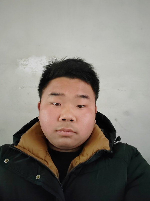 精神饱满的第五张照片--连云港相亲服务中心