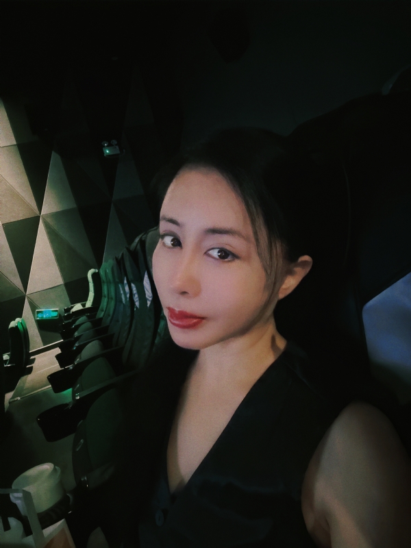 Moon的第一张照片--连云港相亲服务中心