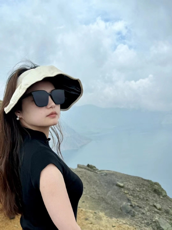 随梦的第一张照片--连云港相亲服务中心