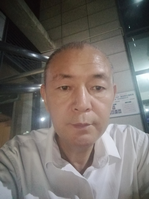 老李的第一张照片--连云港相亲服务中心