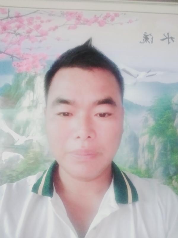 阳光男孩的第二张照片--连云港相亲服务中心