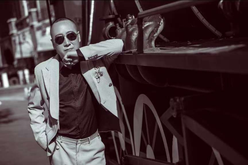 孤独燃烧的第一张照片--连云港相亲服务中心