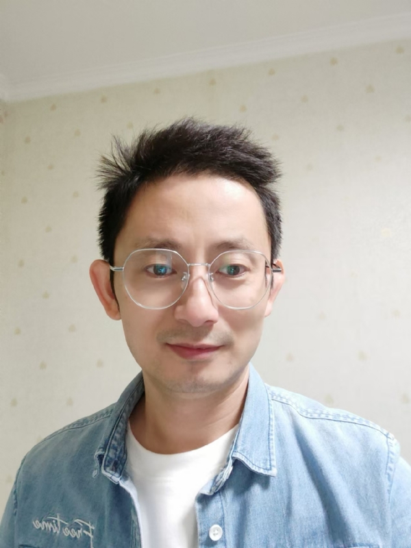 飘逸的第二张照片--连云港相亲服务中心