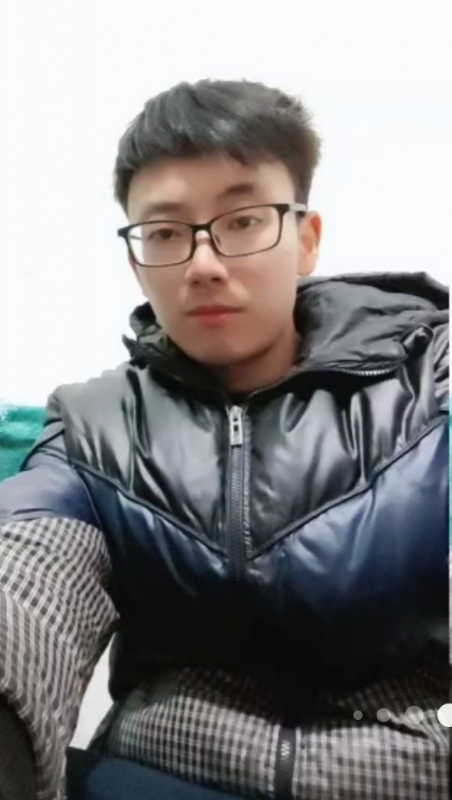 吐泡泡的小鱼的第一张照片--连云港相亲服务中心