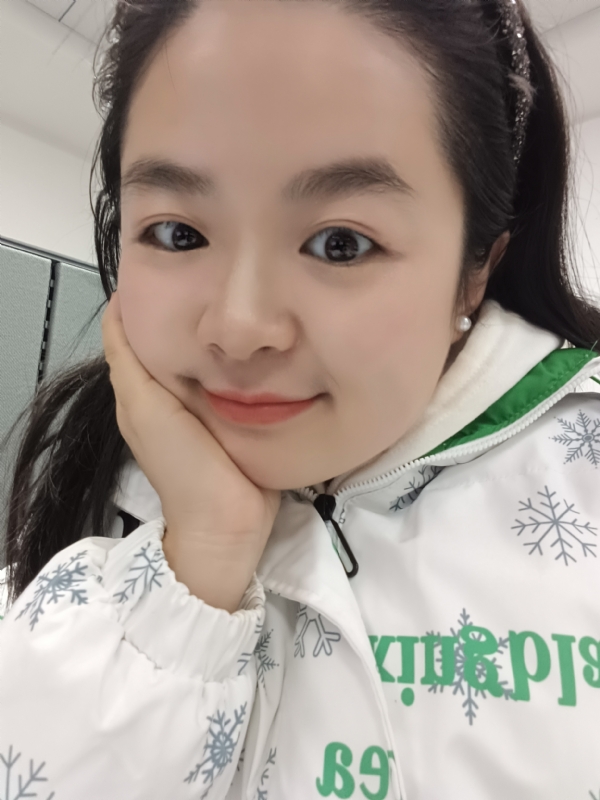 玥玥的第一张照片--连云港相亲服务中心