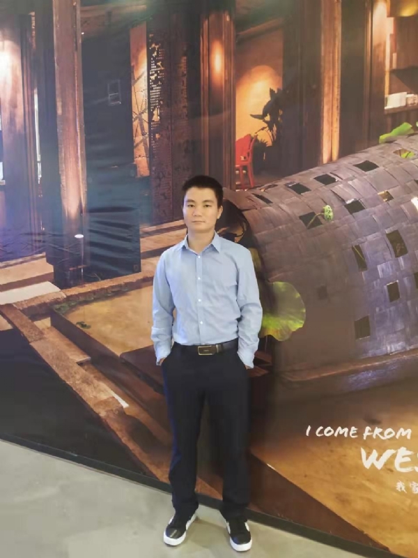 梧桐枫叶的第一张照片--连云港相亲服务中心