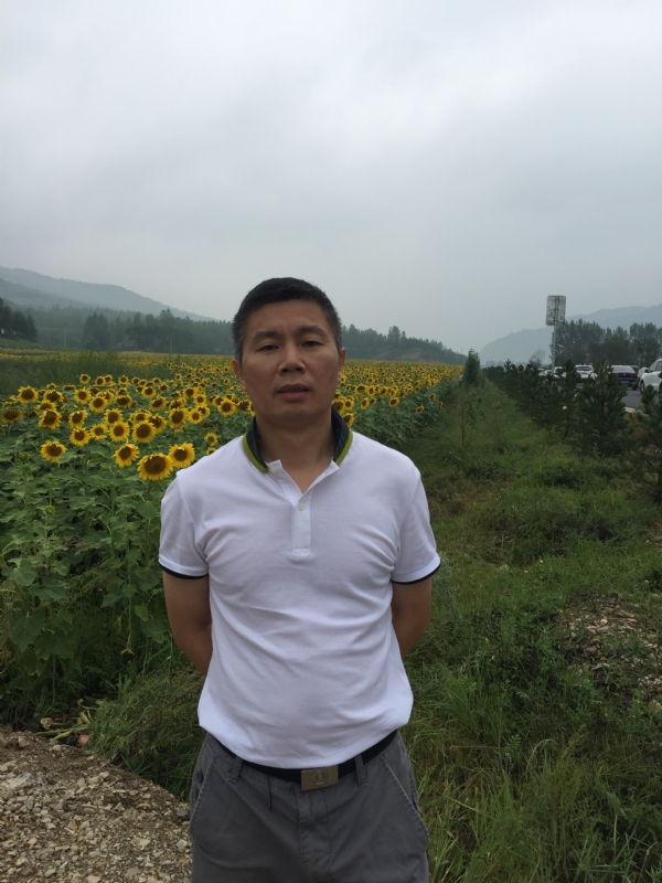 爱拼才会赢的大叔的第三张照片--连云港相亲服务中心