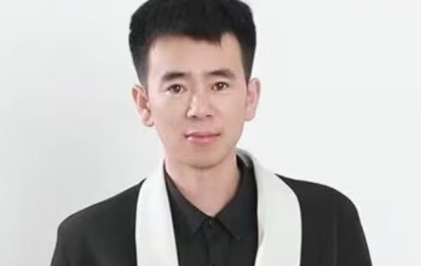 今晚不熬夜的第一张照片--连云港相亲服务中心