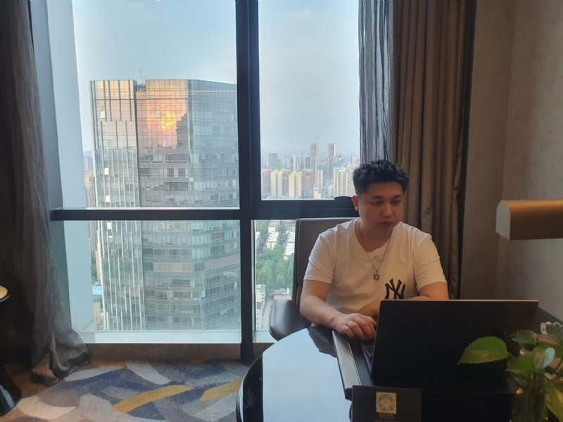 ying的第一张照片--连云港相亲服务中心