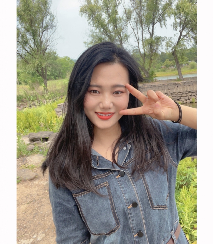 月亮的第一张照片--连云港相亲服务中心