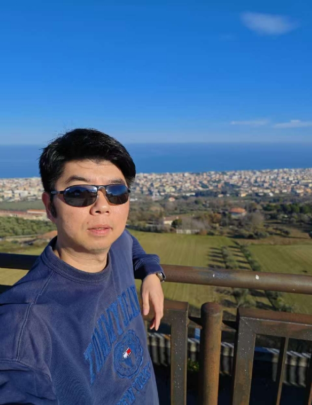 平心静气的第一张照片--连云港相亲服务中心