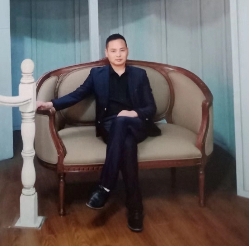 龙行天下的第二张照片--连云港相亲服务中心