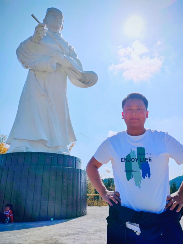 伏王虎的第一张照片--连云港相亲服务中心