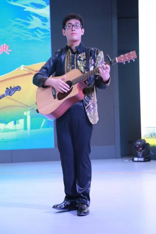 一叶知秋ZG的第一张照片--连云港相亲服务中心