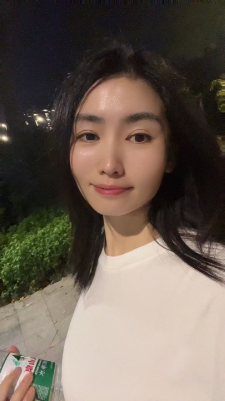 pan的第一张照片--连云港相亲服务中心