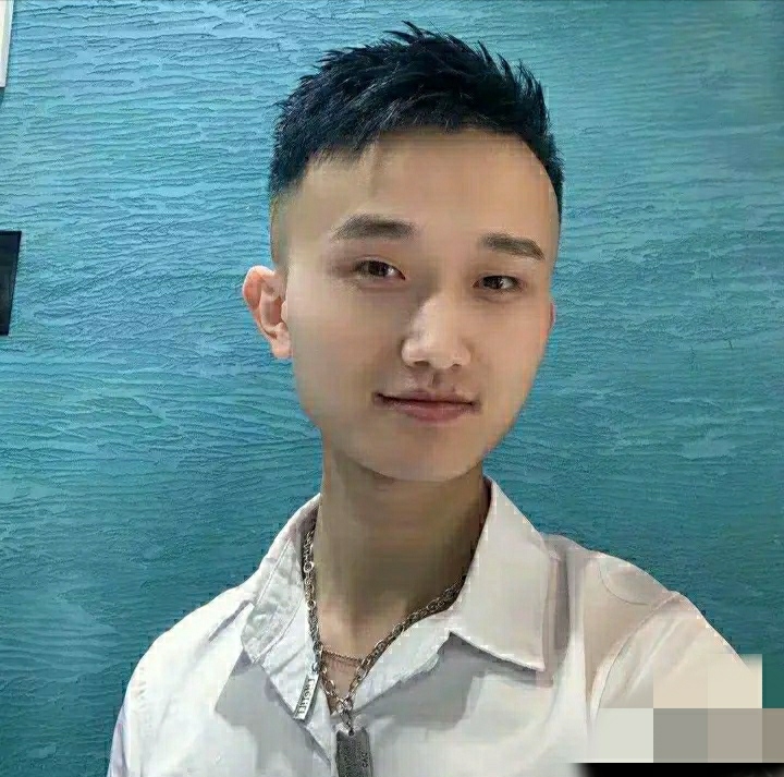 小哥哥的第一张照片--连云港相亲服务中心