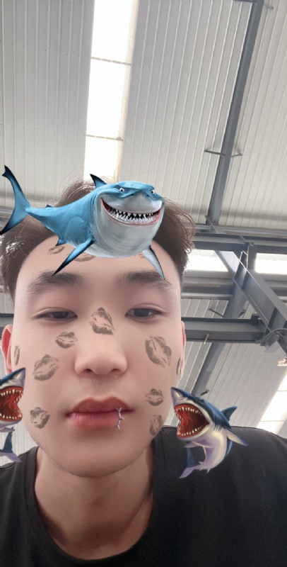 孤独的人的第一张照片--连云港相亲服务中心