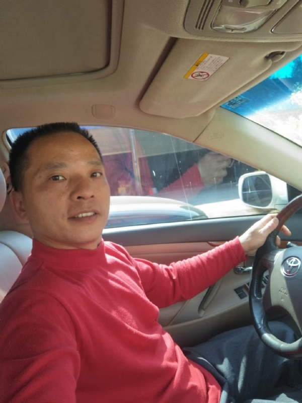 真诚征婚的第三张照片--连云港相亲服务中心