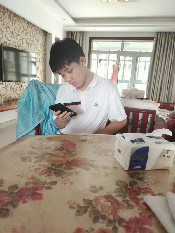 铁在烧的第一张照片--连云港相亲服务中心