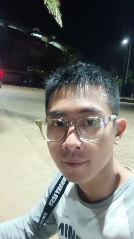 龙龙的第二张照片--连云港相亲服务中心