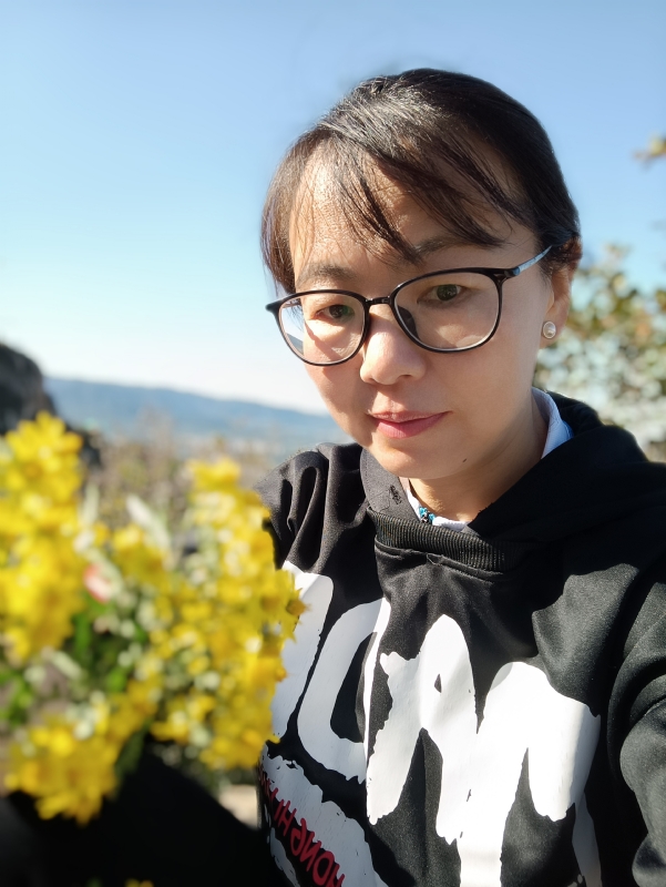 丽丽的第一张照片--连云港相亲服务中心