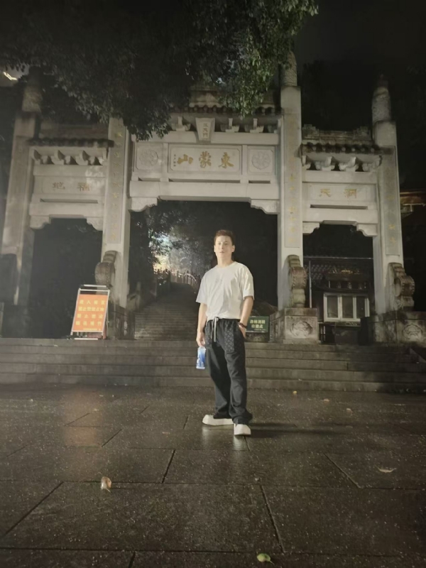 慕晨的第一张照片--连云港相亲服务中心