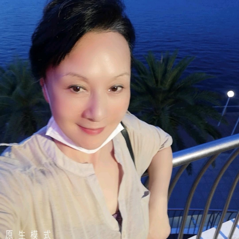 hong的第一张照片--连云港相亲服务中心