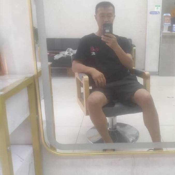 闫杰的第一张照片--连云港相亲服务中心