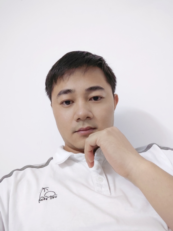 啊良的第一张照片--连云港相亲服务中心