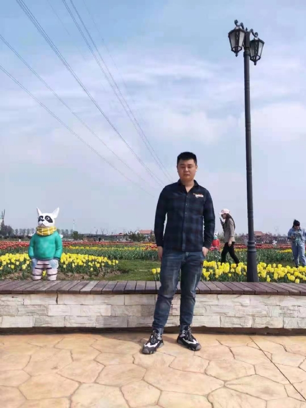 海阔天空的第一张照片--连云港相亲服务中心