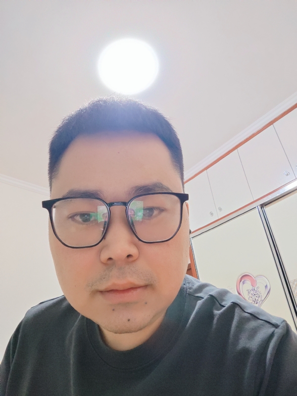 路飞的第一张照片--连云港相亲服务中心