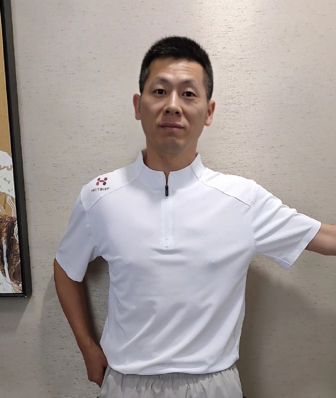 红旗下长大的第一张照片--连云港相亲服务中心