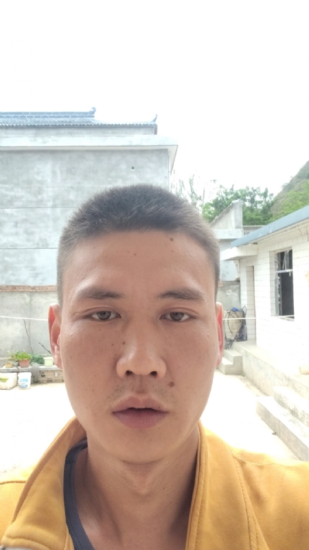 简单点的第一张照片--连云港相亲服务中心