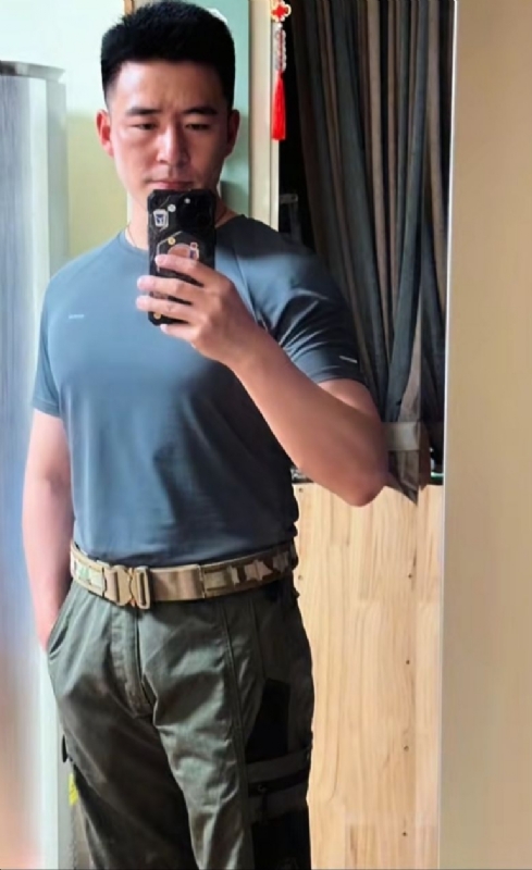 剑走偏锋的第一张照片--连云港相亲服务中心