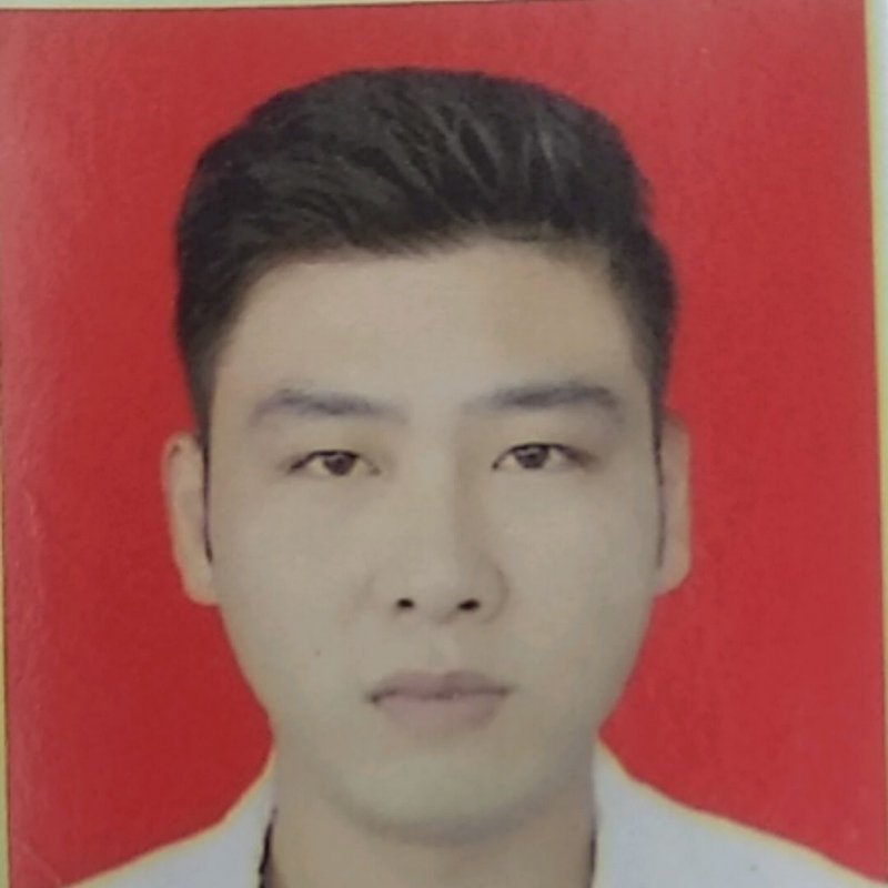 找95年会飞的猪的第一张照片--连云港相亲服务中心