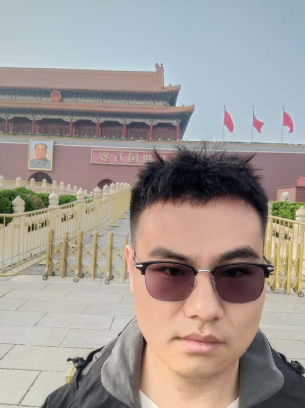 喧嚣的风的第一张照片--连云港相亲服务中心