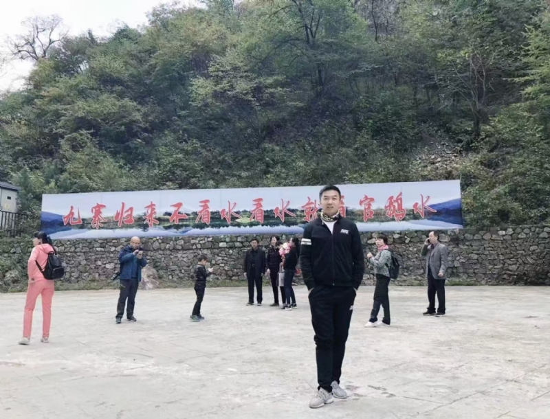 牵手的第一张照片--连云港相亲服务中心