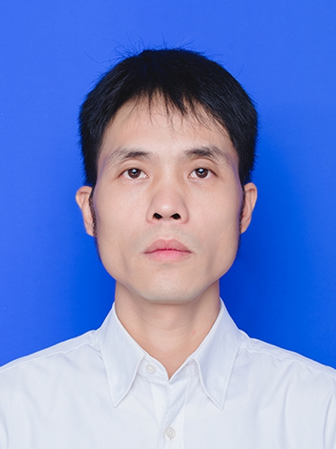 魅力中年的第一张照片--连云港相亲服务中心