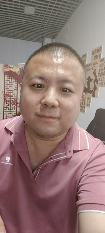 漫步星辰的第一张照片--连云港相亲服务中心