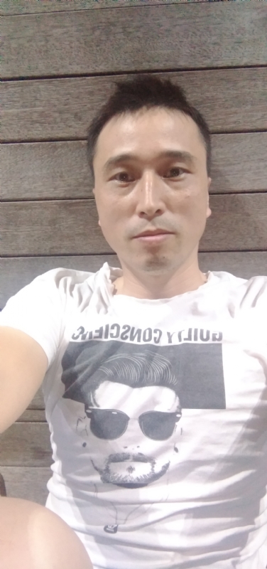 笑看一切的第一张照片--连云港相亲服务中心