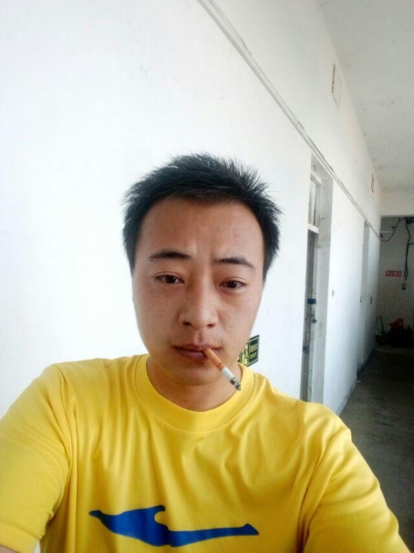 云淡风轻的第二张照片--连云港相亲服务中心