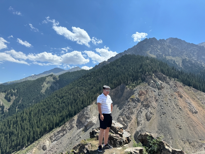 从众的第一张照片--连云港相亲服务中心