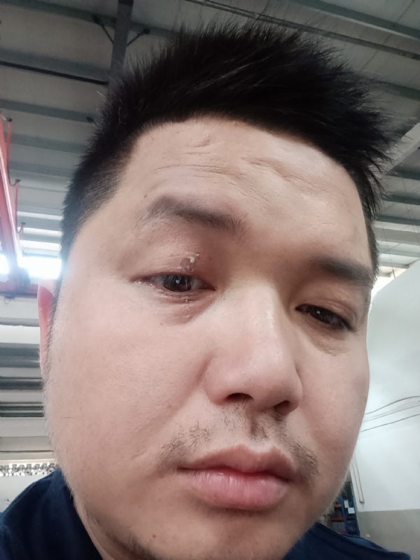 彬彬的第一张照片--连云港相亲服务中心