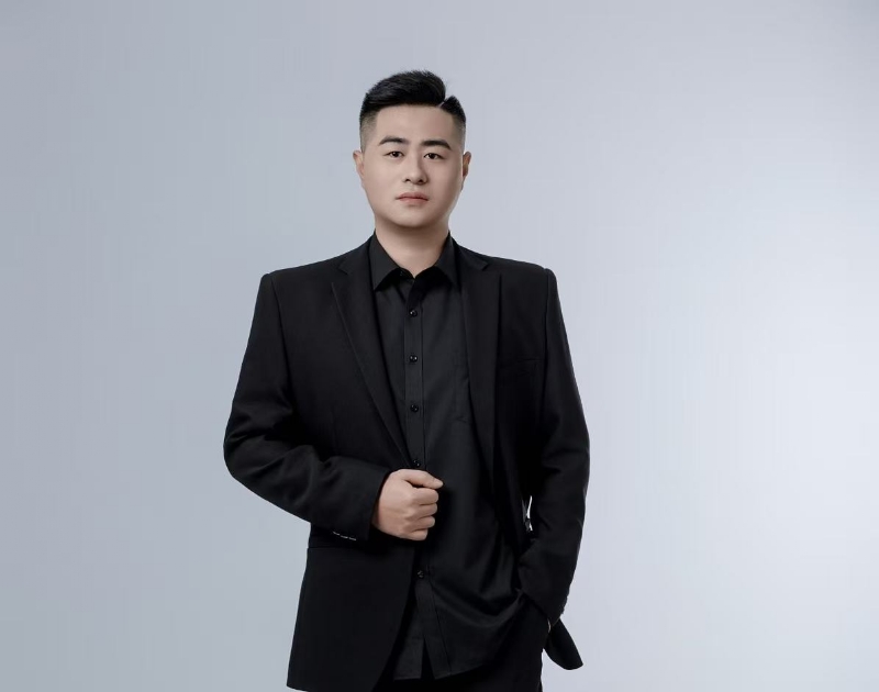 荣泽的第一张照片--连云港相亲服务中心