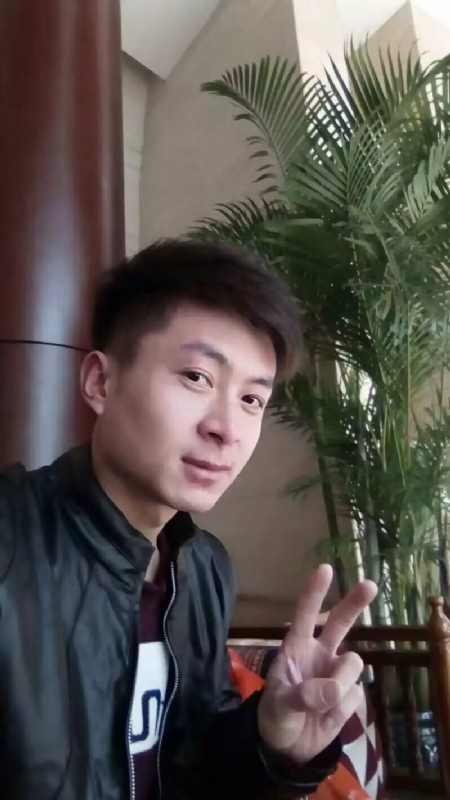 蓝锋的第一张照片--连云港相亲服务中心