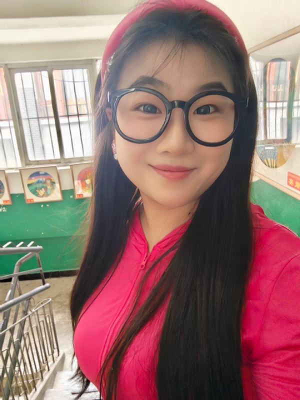 颂宜的第一张照片--连云港相亲服务中心